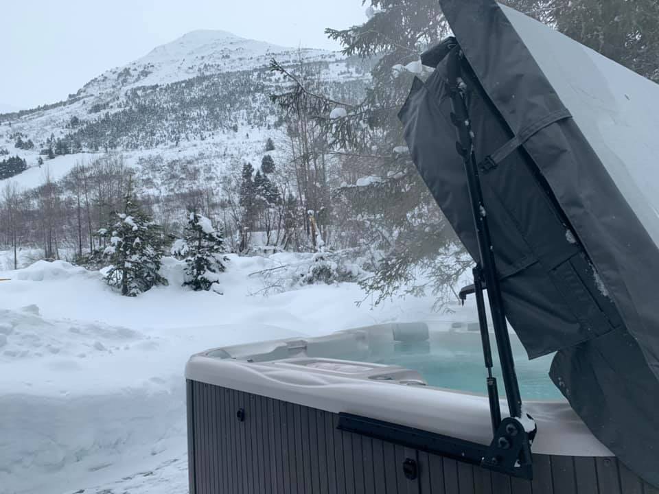 Girdwood Install 1 maxxus